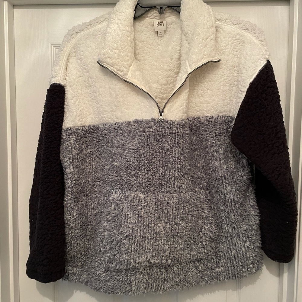 True Craft Brand , 1X, black, gray & white, pullover